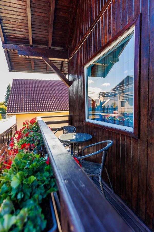 The Bear House 2 Villa Buşteni Exterior foto